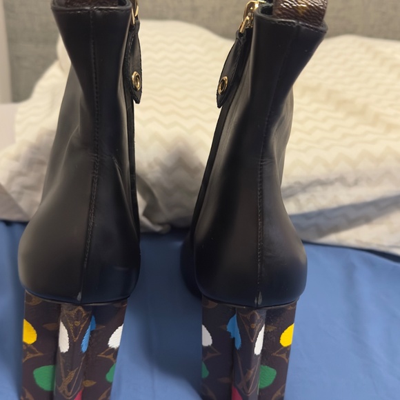 LOUIS VUITTON Yayoi Kusama Ankle - Picture 9 of 11
